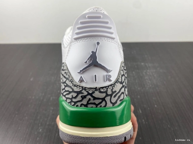 Rep 3 Lucky (W) CK9246-136 Jordan Green Retro 0630